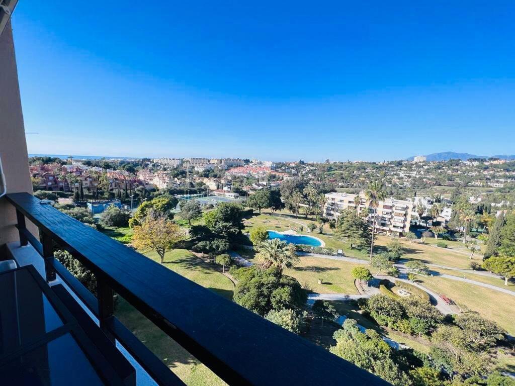 מארבלה Fantastic Apartment Sea View Near Puerto Banus מראה חיצוני תמונה